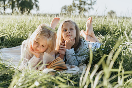 Tips for Summer Reading with Young Children: Making the Most of the Sunny Days